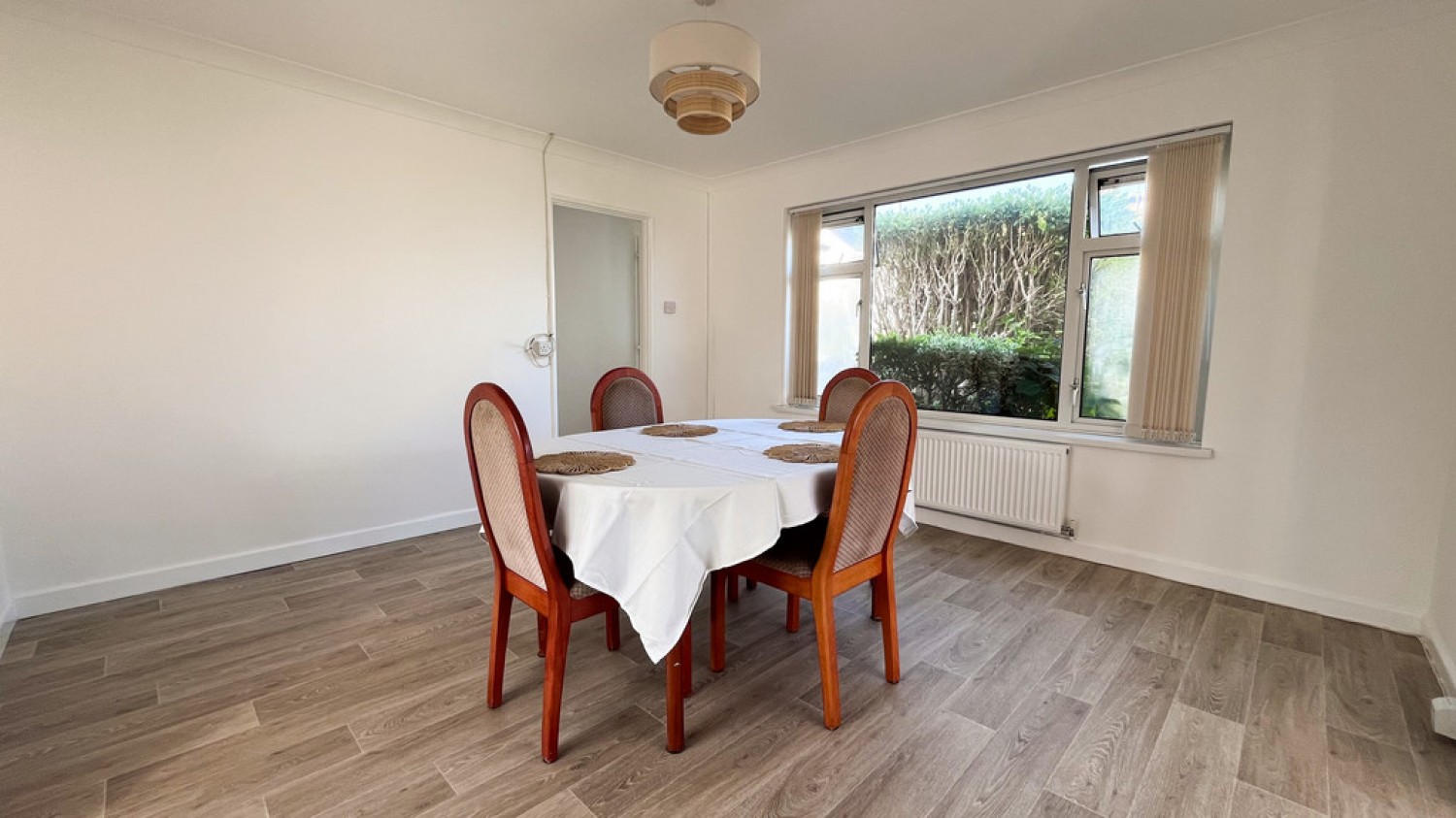 2 bedroom Bungalow for Sale Saracen Way, Penryn