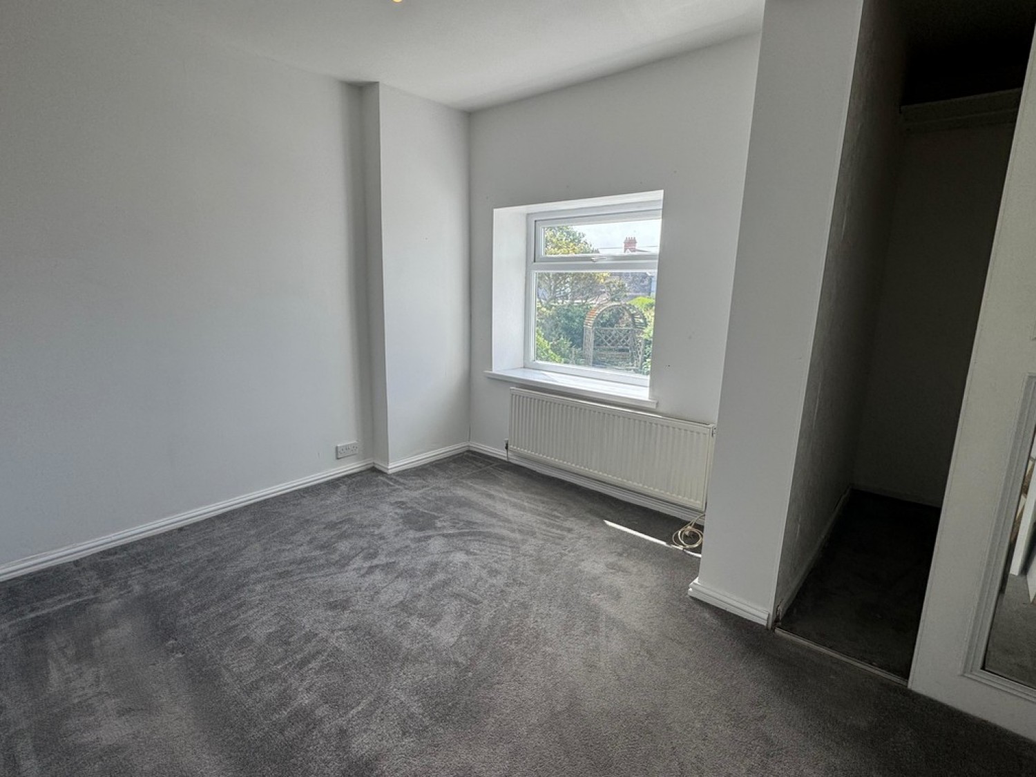 2 bedroom Bungalow for Letting Housel Bay Road, Lizard