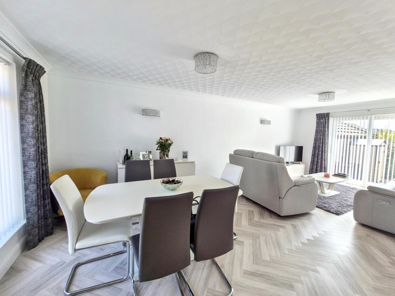 3 bedroom Bungalow for Sale Cogos Park, Mylor Bridge