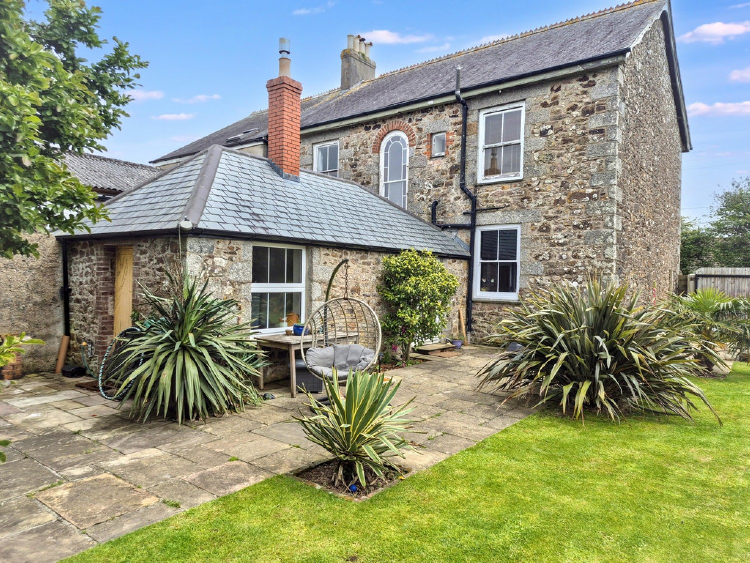 5 bedroom House for Sale Mawgan