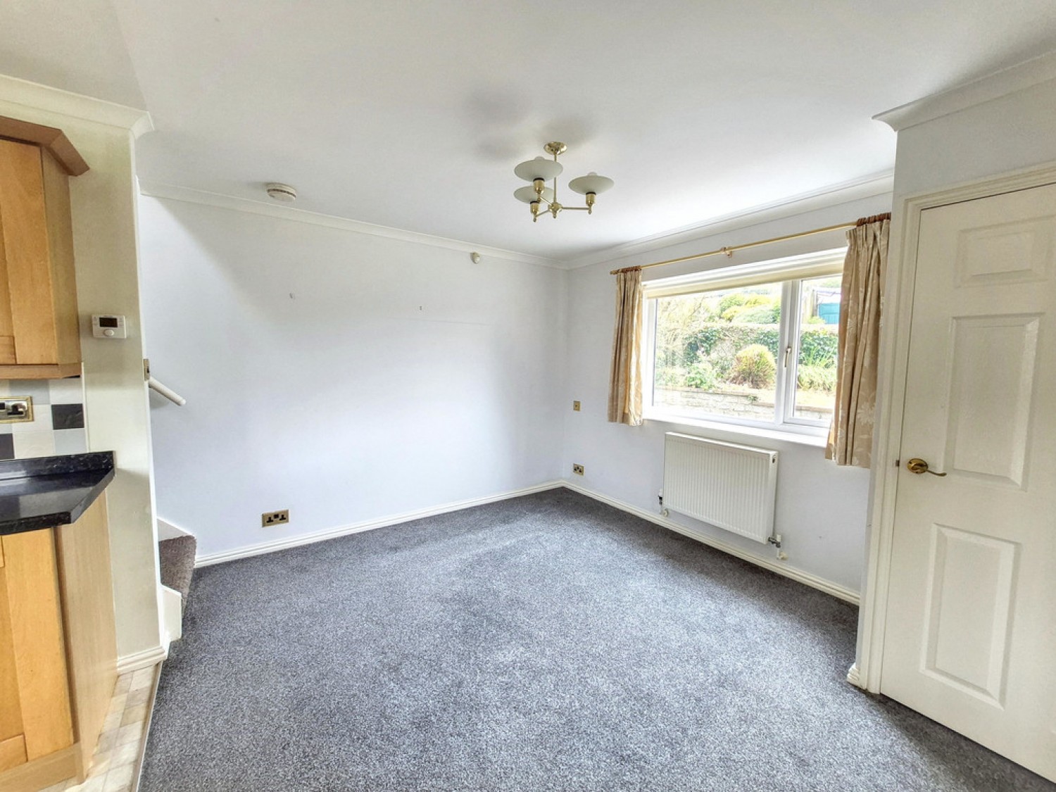 4 bedroom Bungalow for Sale Park Crescent