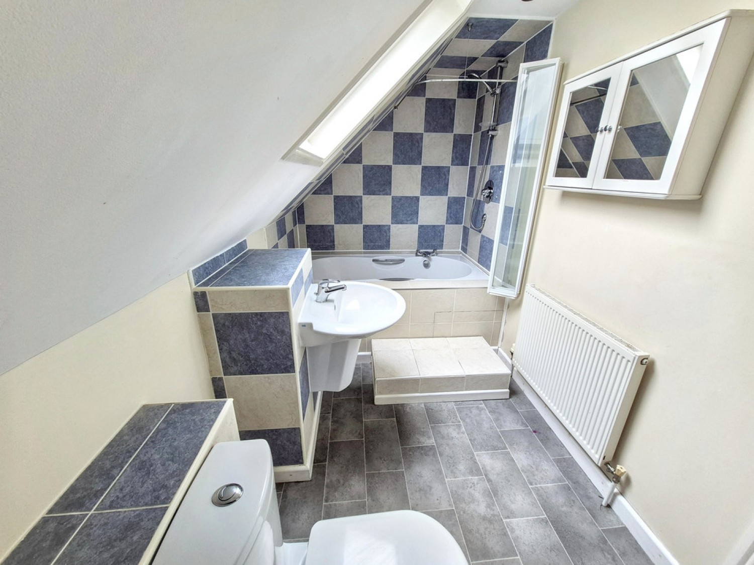 4 bedroom Bungalow for Sale Park Crescent