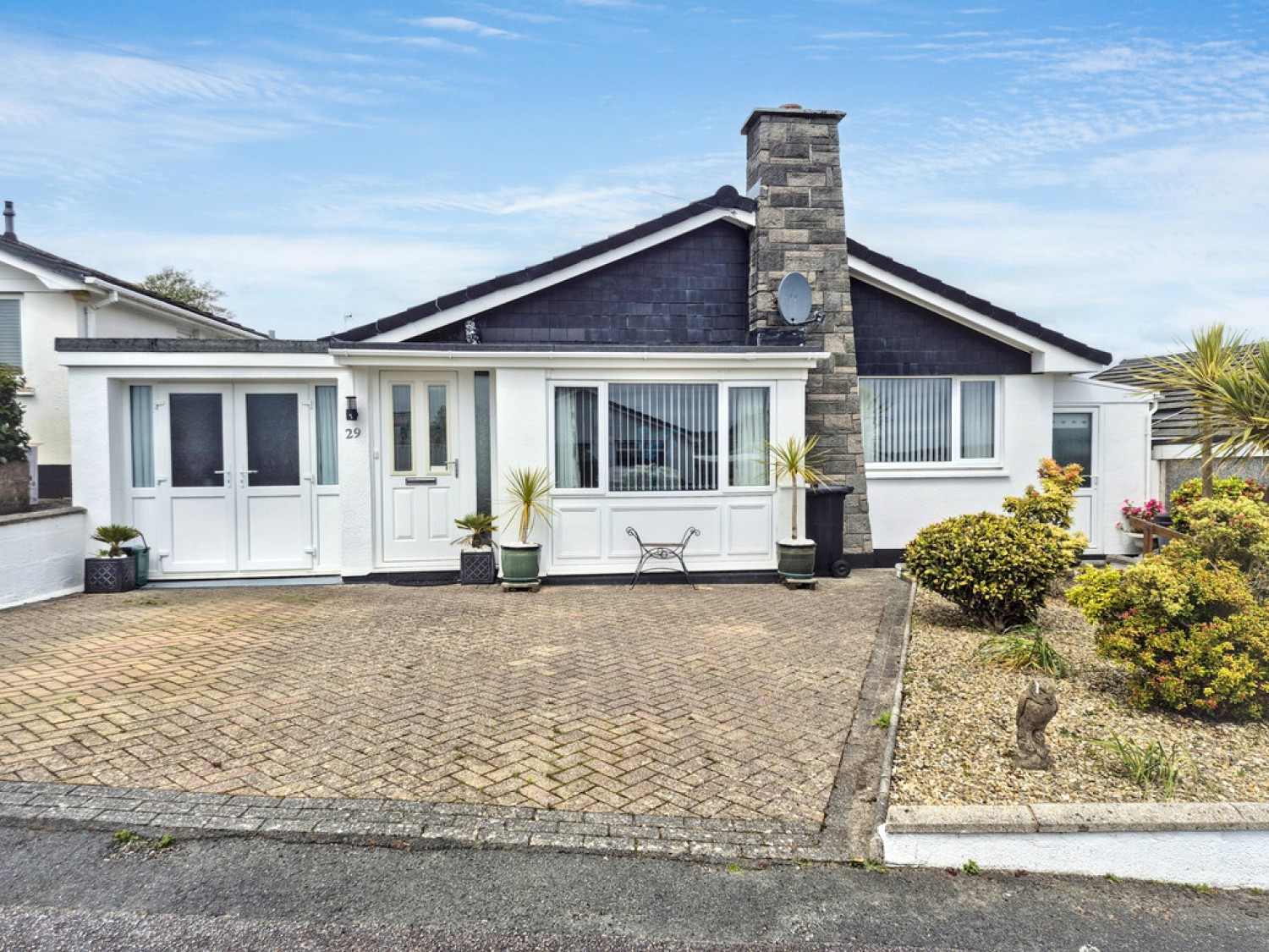 3 bedroom Bungalow for Sale Cunningham Park