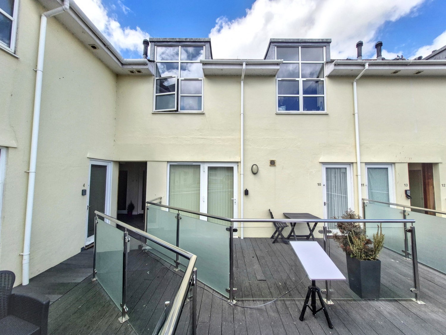 1 bedroom Flat for Sale Prince Of Wales Pier, Falmouth, Cornwall