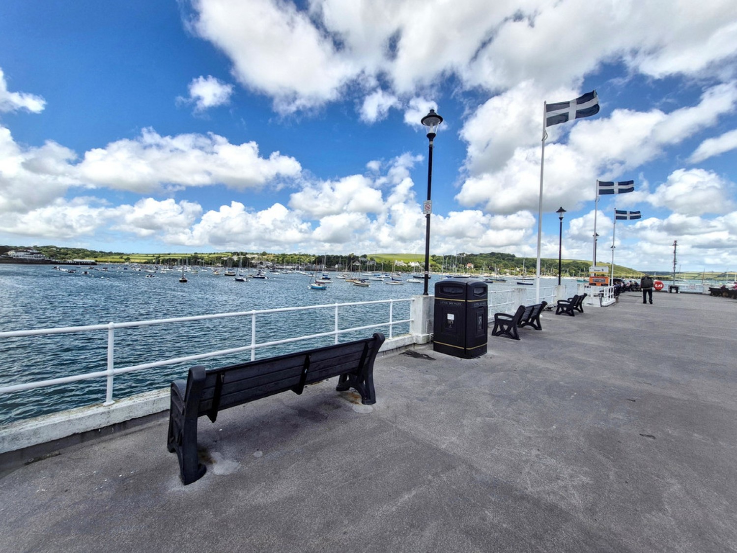 1 bedroom Flat for Sale Prince Of Wales Pier, Falmouth, Cornwall