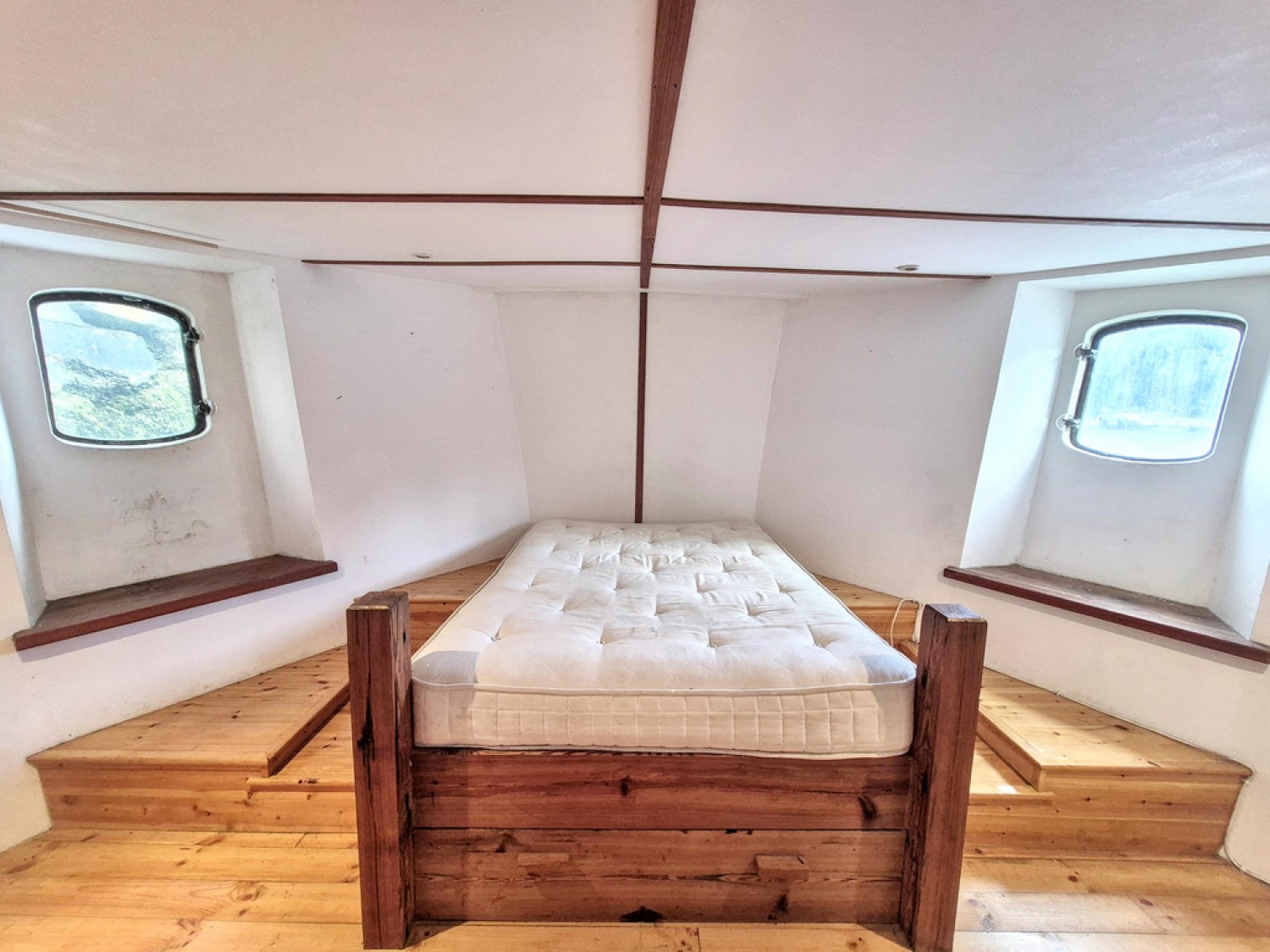 5 bedroom House for Sale Jubilee Wharf