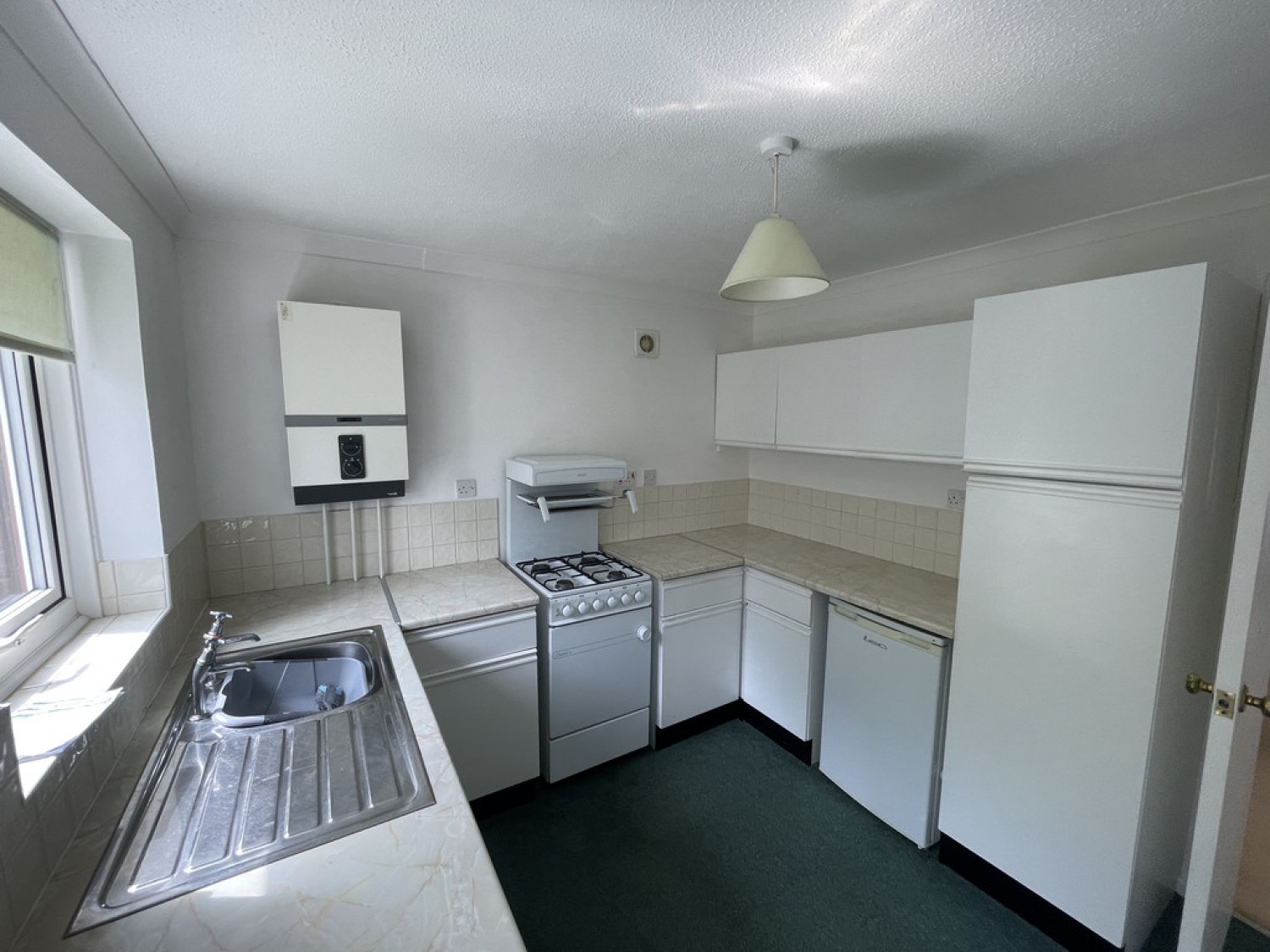 2 bedroom Bungalow for Sale Davey's Close