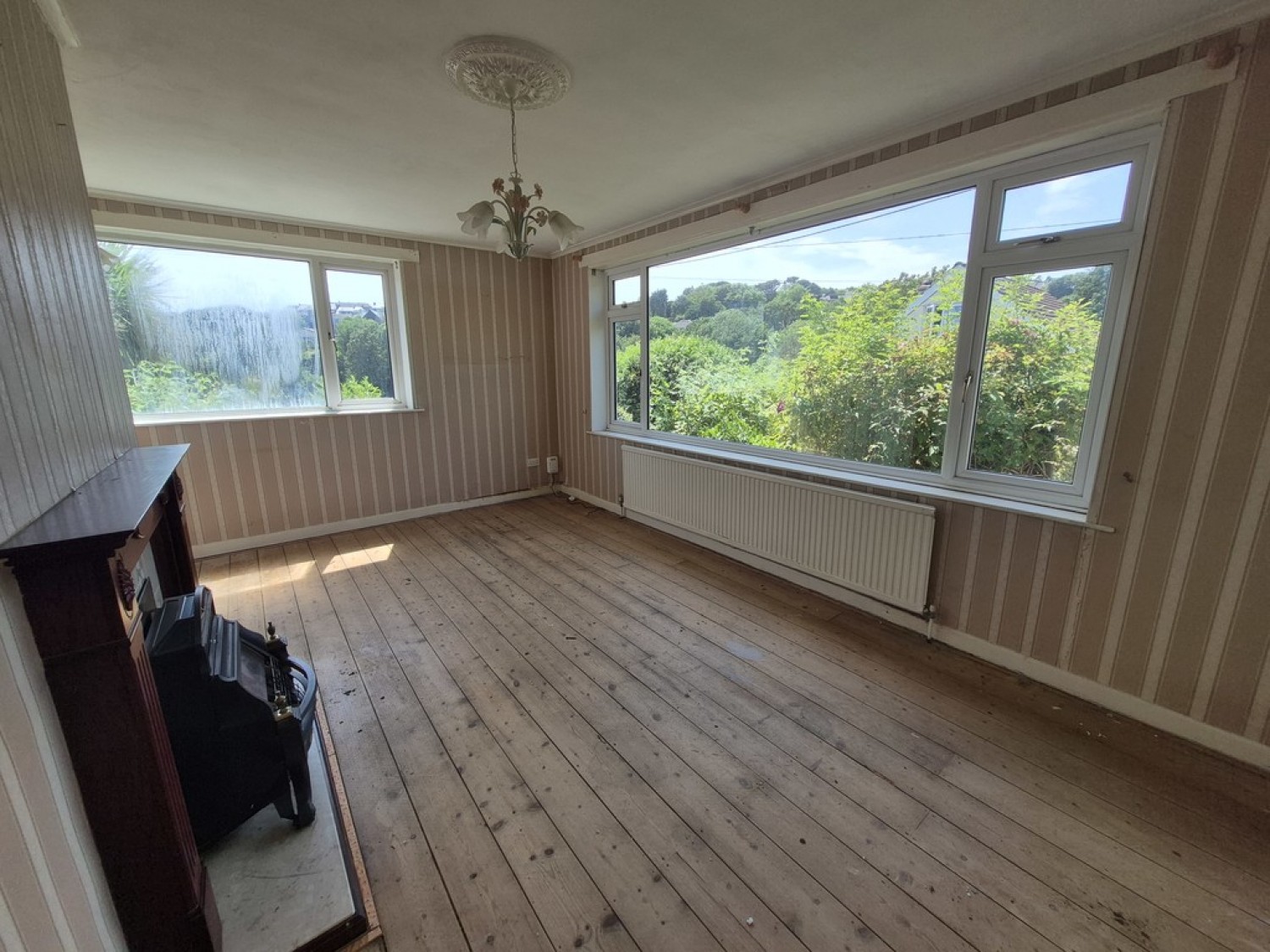 3 bedroom Bungalow for Sale Belhay, Penryn
