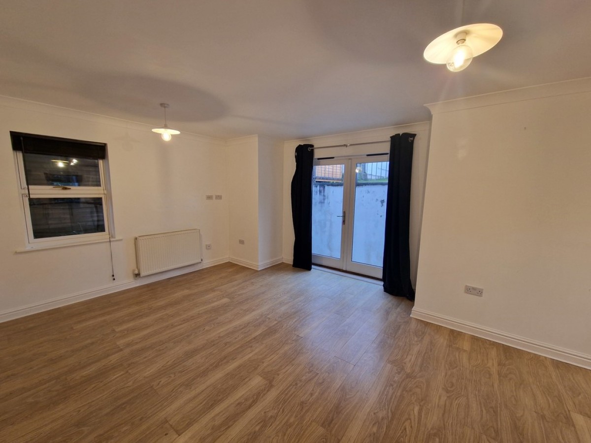 Calver Close, Penryn