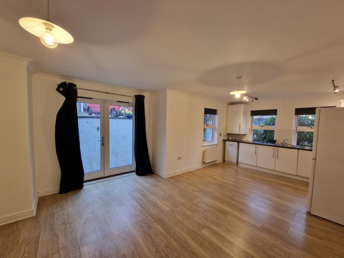 Calver Close, Penryn
