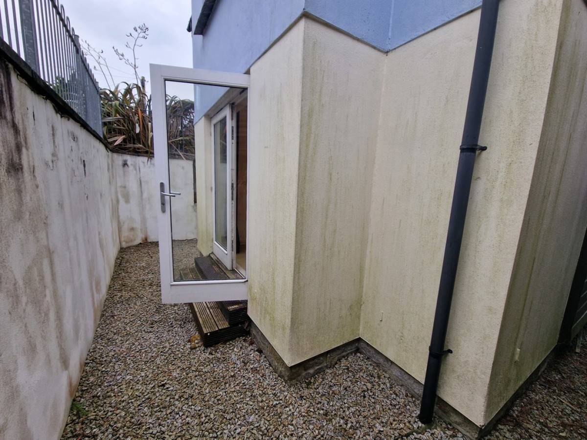Calver Close, Penryn