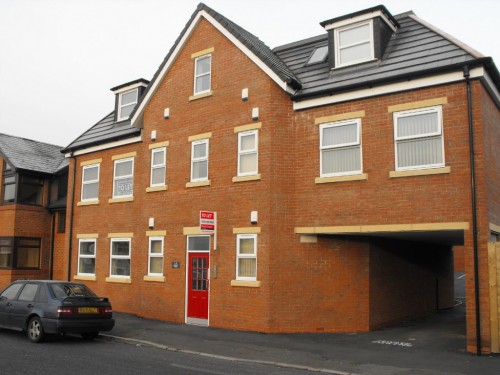 Albert Court, Widnes