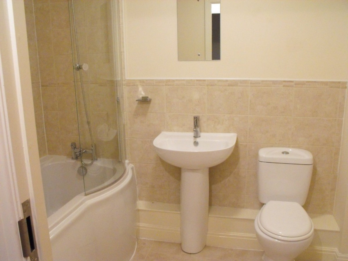 Albert Court, Widnes