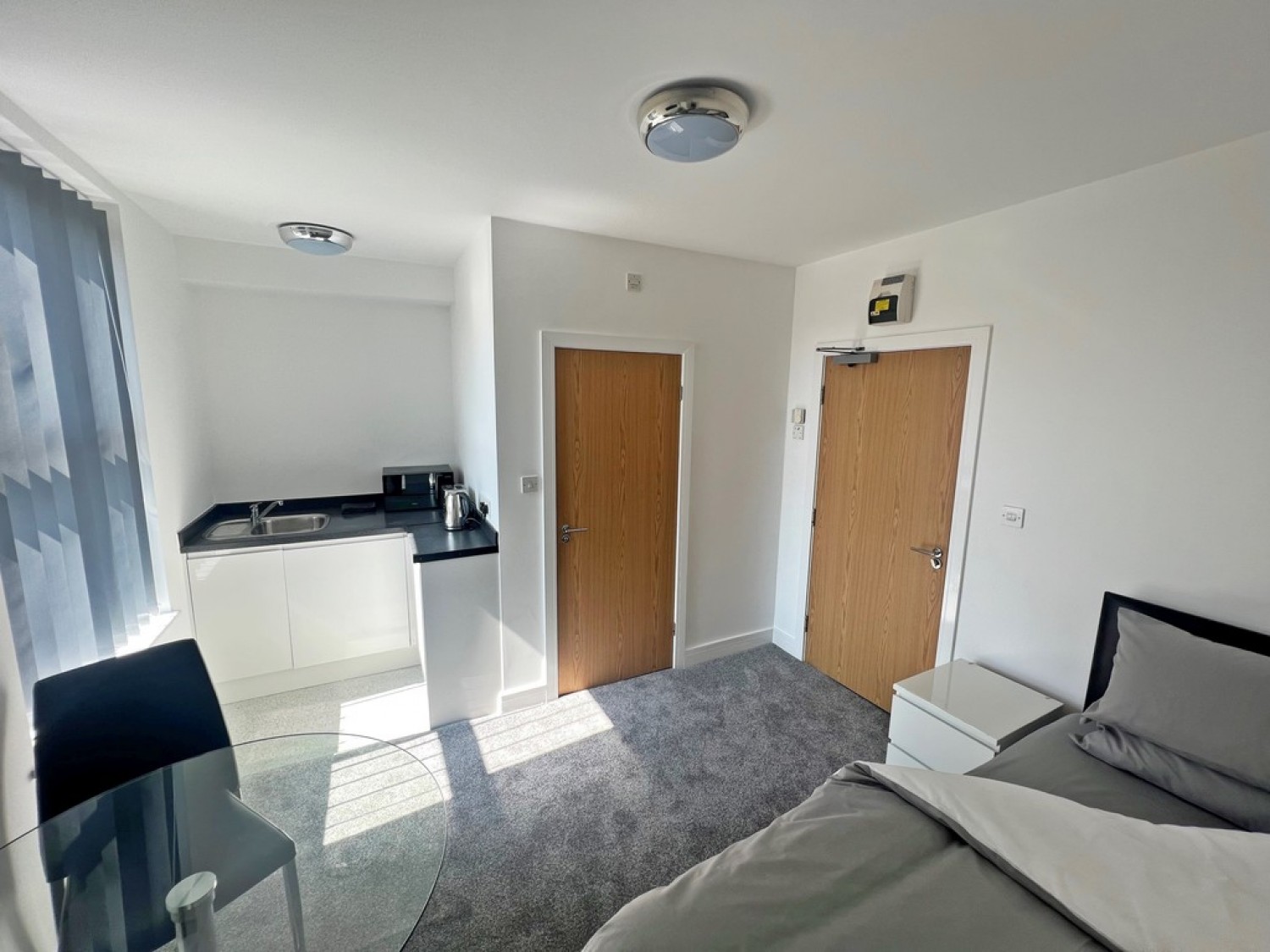 Studio, Victoria Road, Widnes