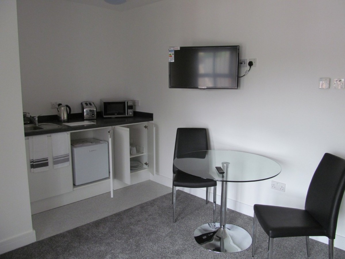 Studio, Victoria Road, Widnes