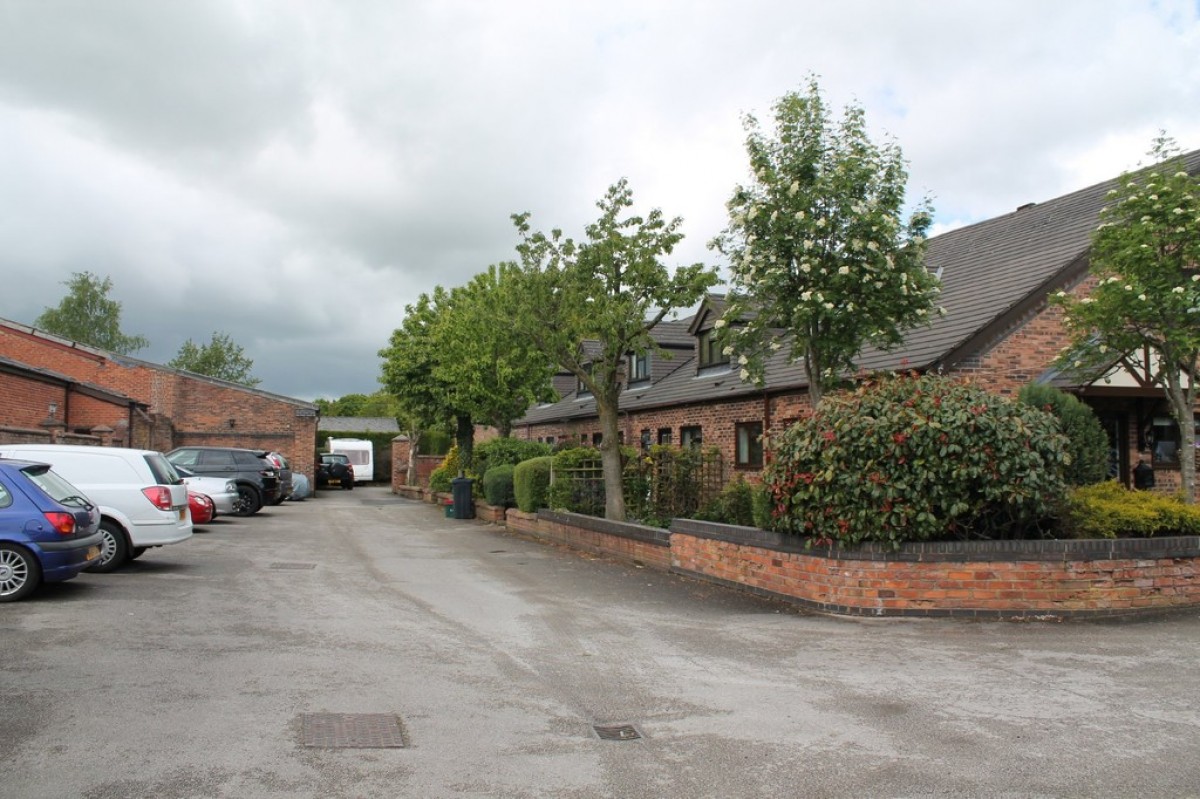 Otters Bank Mews, Delamere