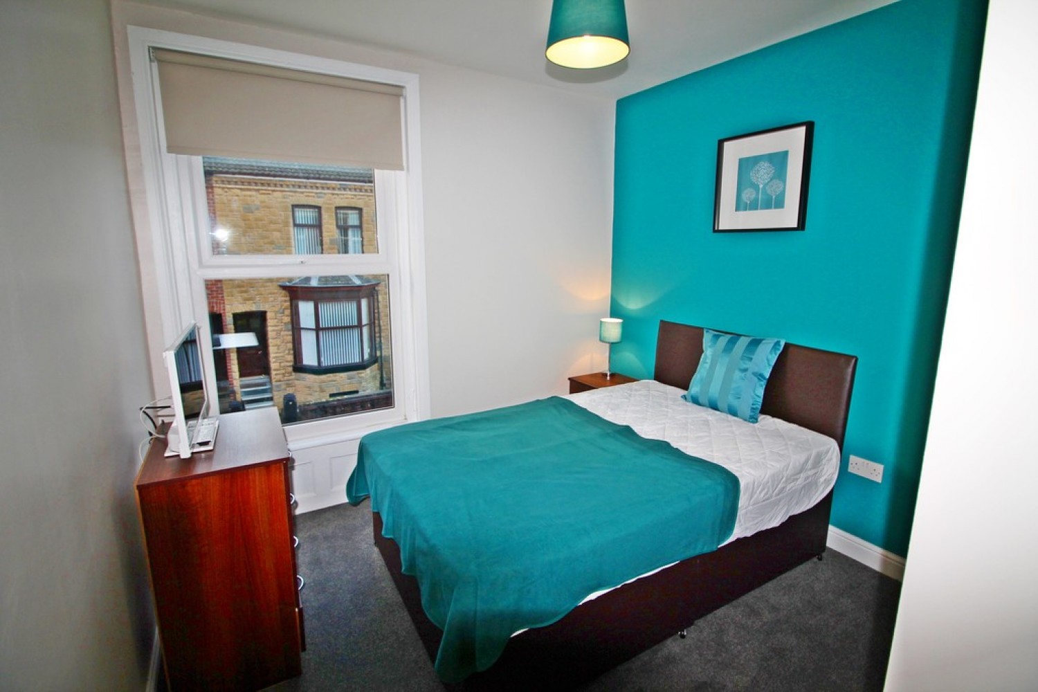 Room, 18 Waterloo Road, Runcorn