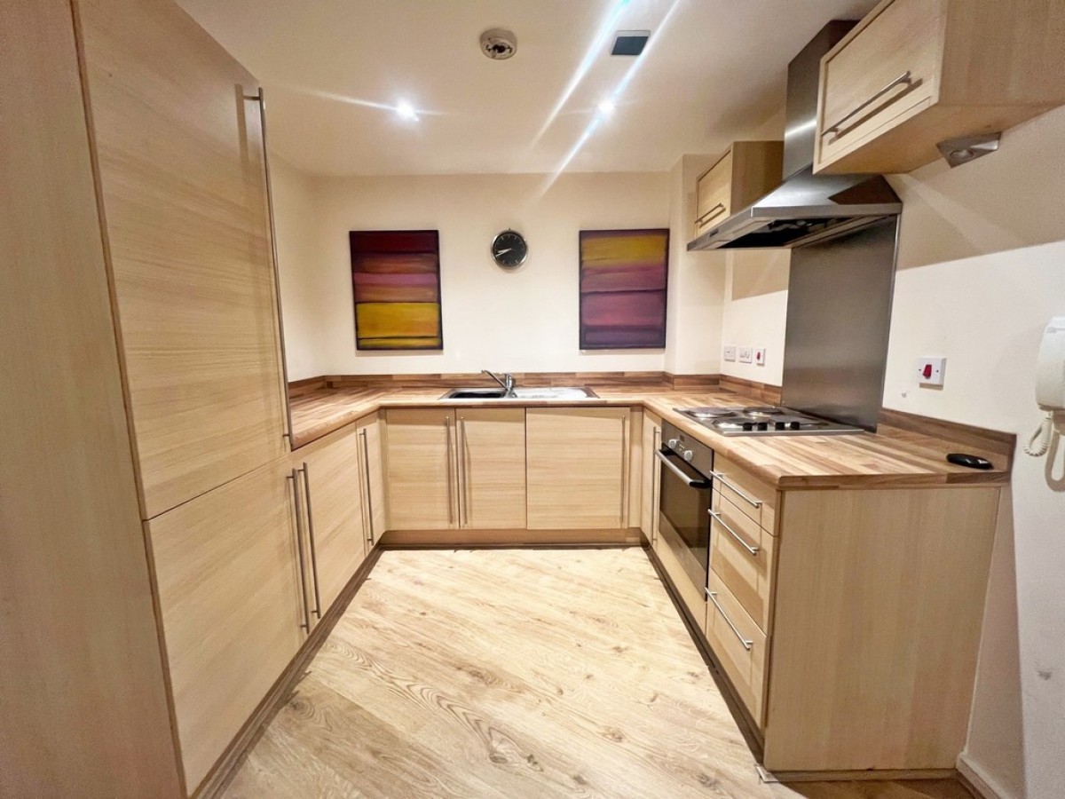 The Deck, Lock 6, Mersey Road, Runcorn