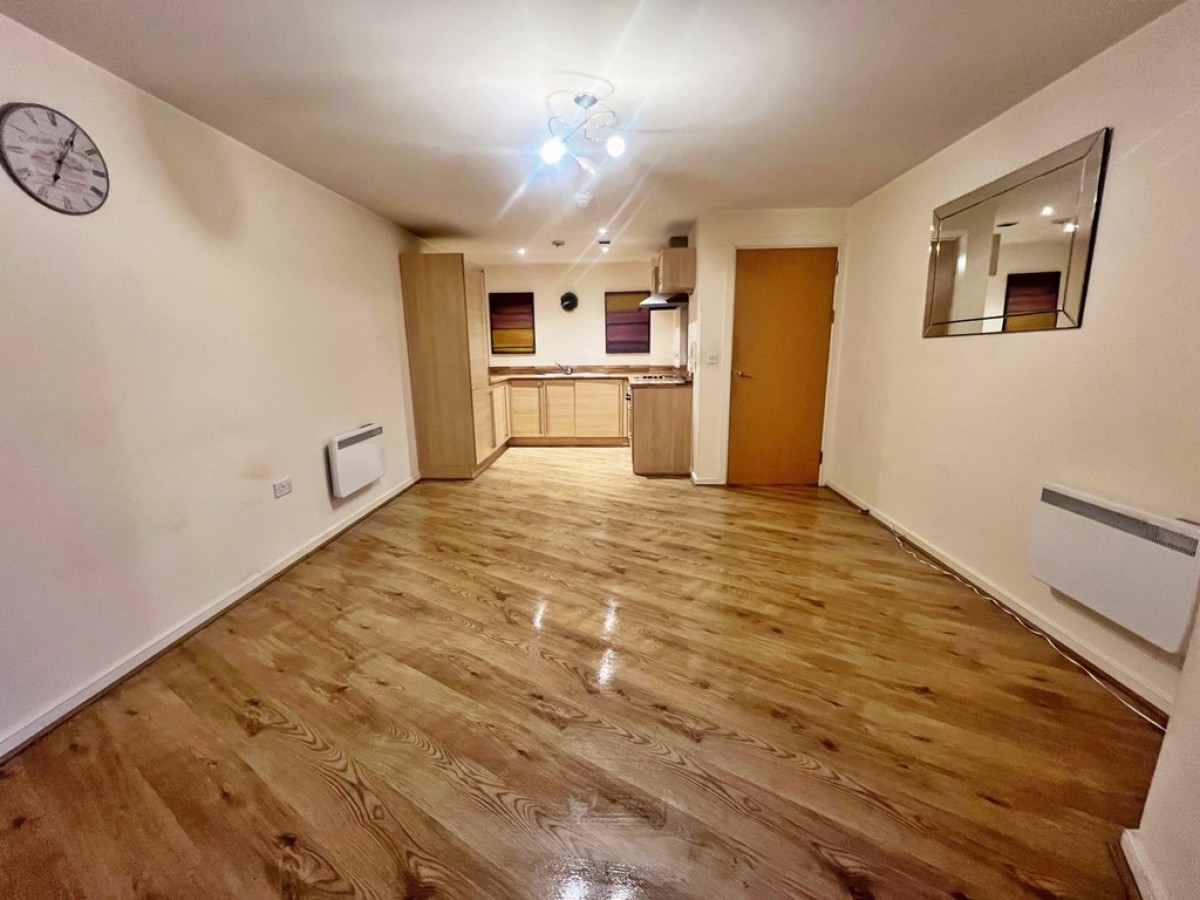 The Deck, Lock 6, Mersey Road, Runcorn