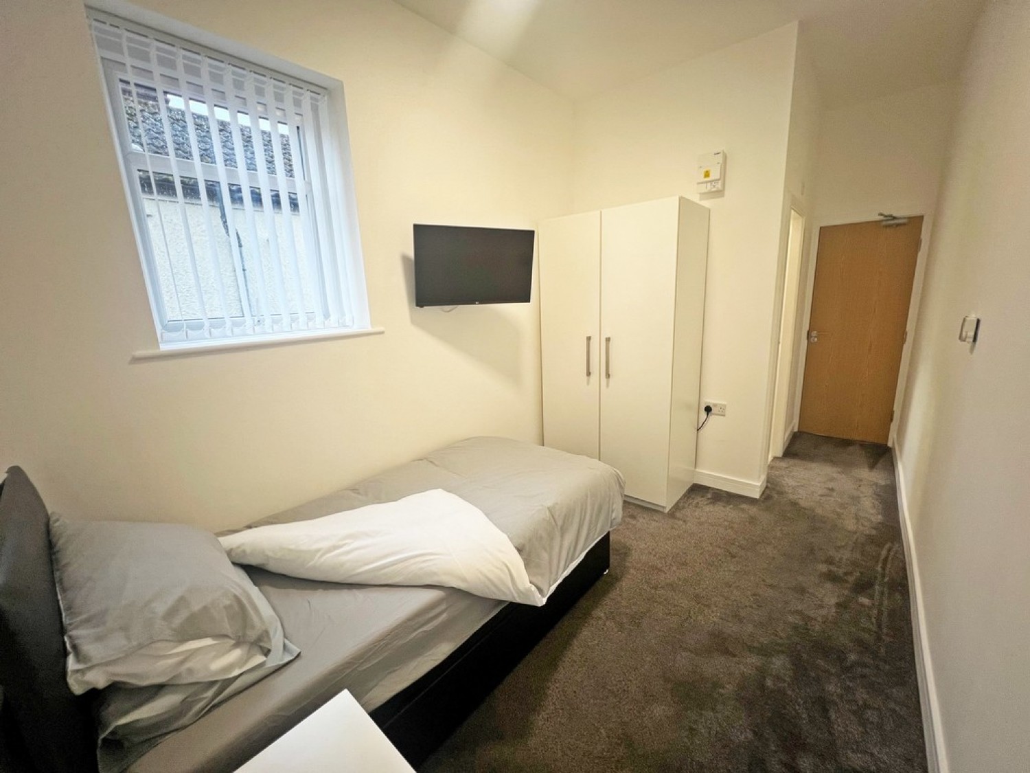 Room 3, Lacey St, Widnes