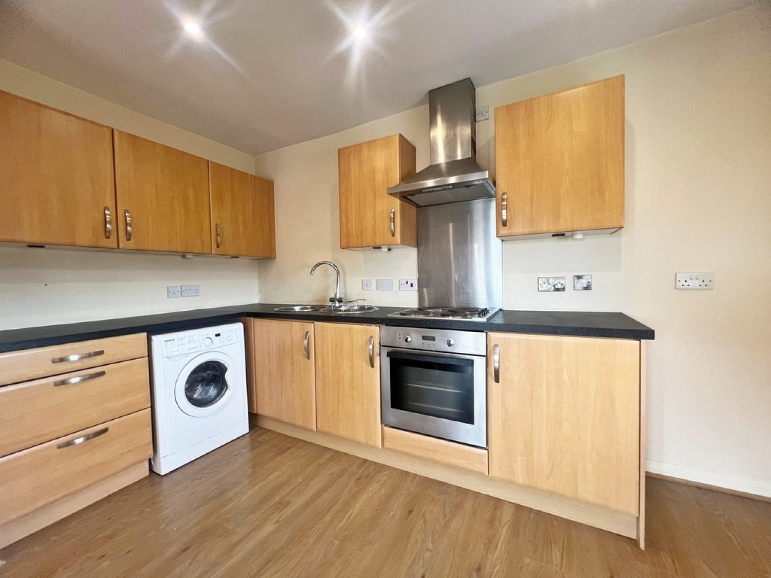 Lincoln Court, Chapelford, Warrington