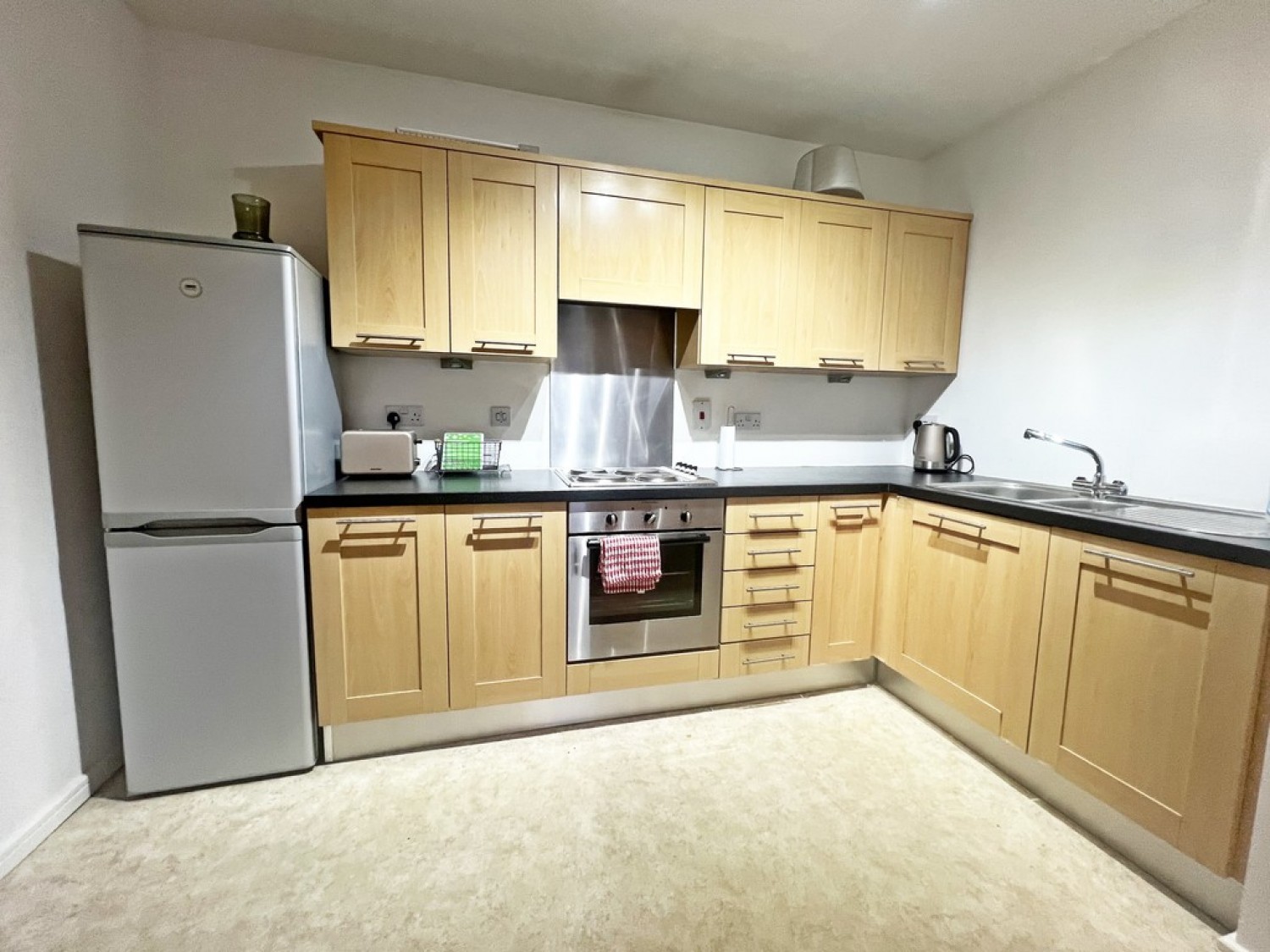 2 bedroom Flat for Letting Dutton Court, Warrington