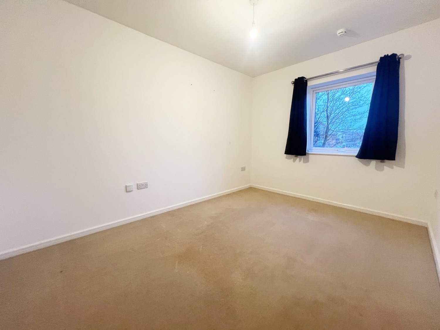 2 bedroom Flat for Letting Dutton Court, Warrington