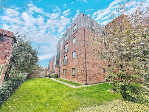 Dutton Close, Warrington