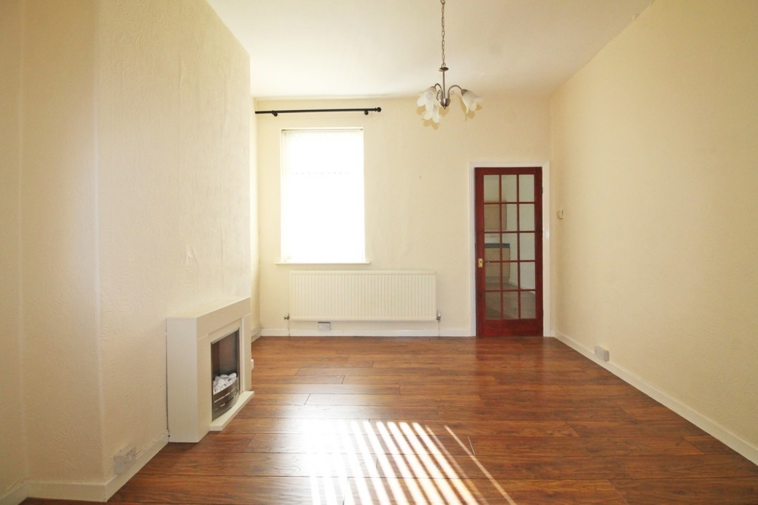 3 bedroom House for Letting Park Road, Widnes
