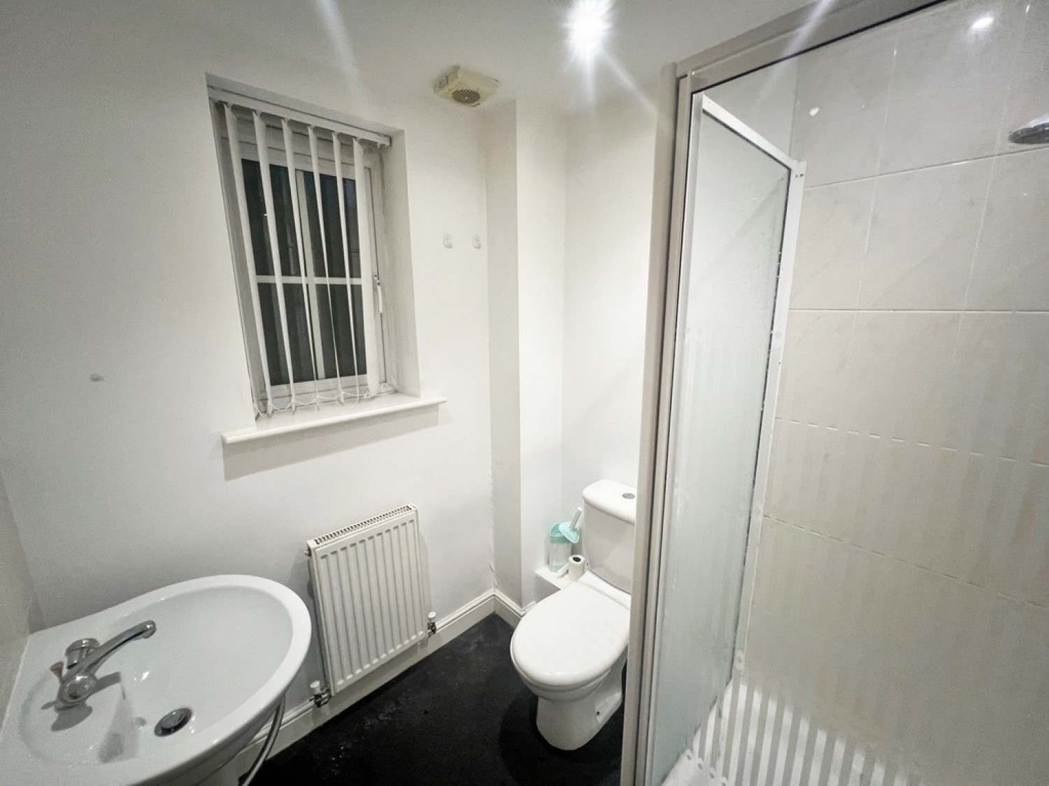 2 bedroom Flat in Rushton Close, Burtonwood, Warrington
