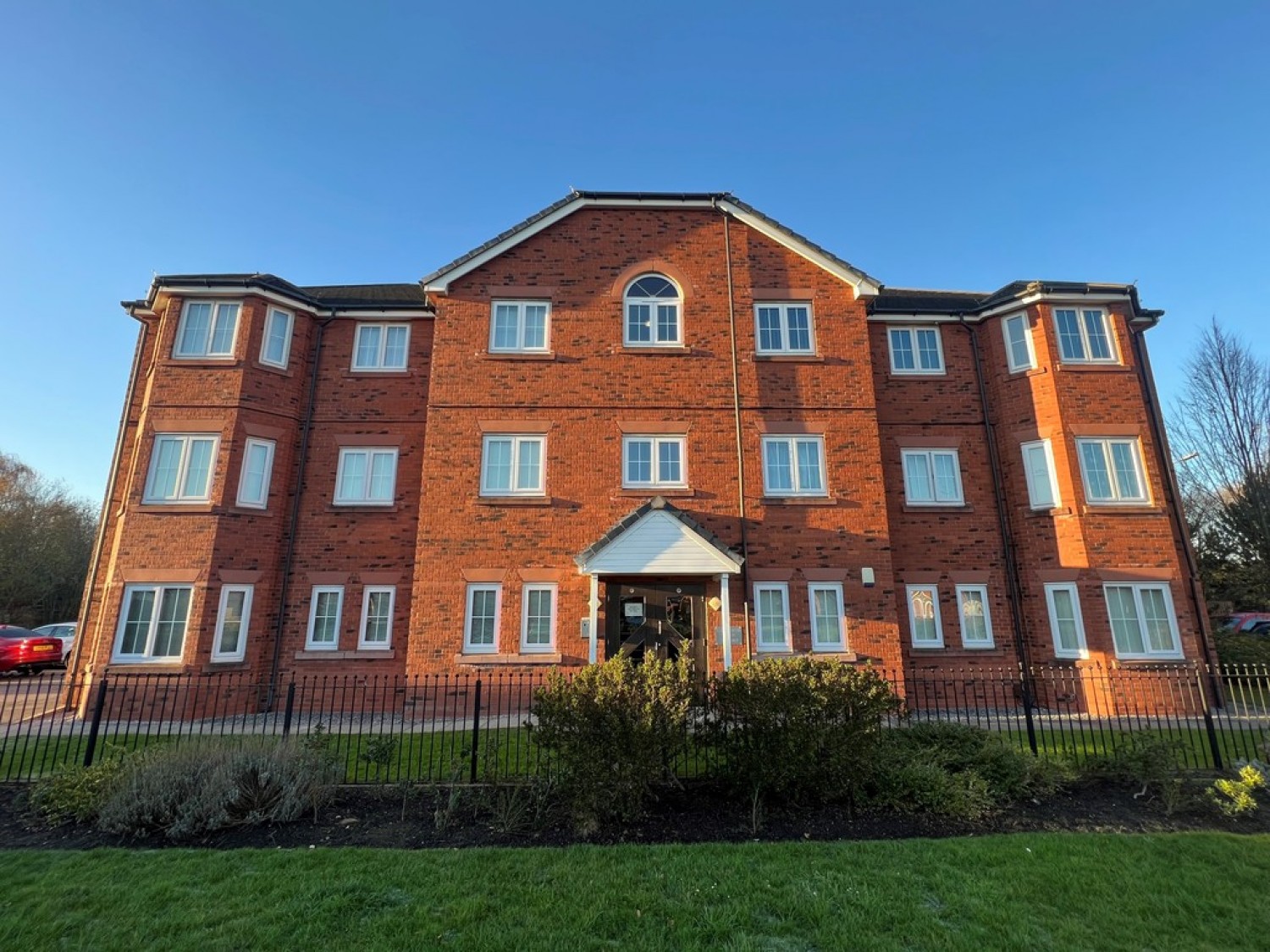 2 bedroom Flat for Letting Thorneycroft Drive, Warrington
