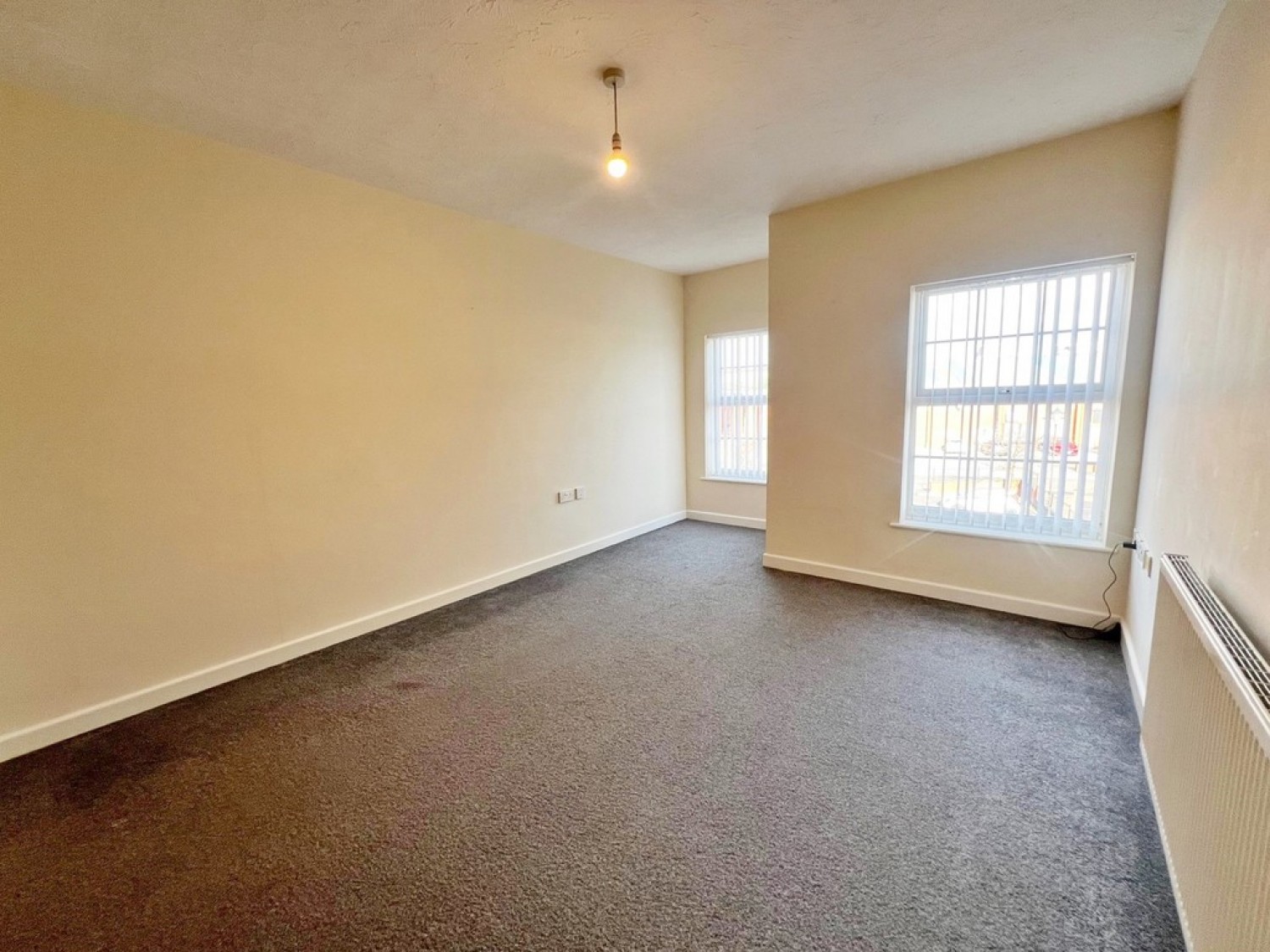 2 bedroom Flat for Letting Ampleforth House, Dial Street, Warrington