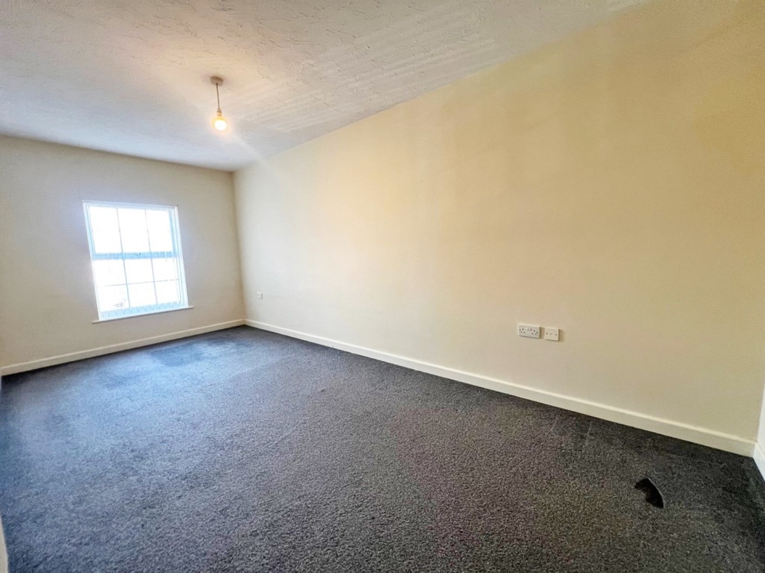 2 bedroom Flat for Letting Ampleforth House, Dial Street, Warrington