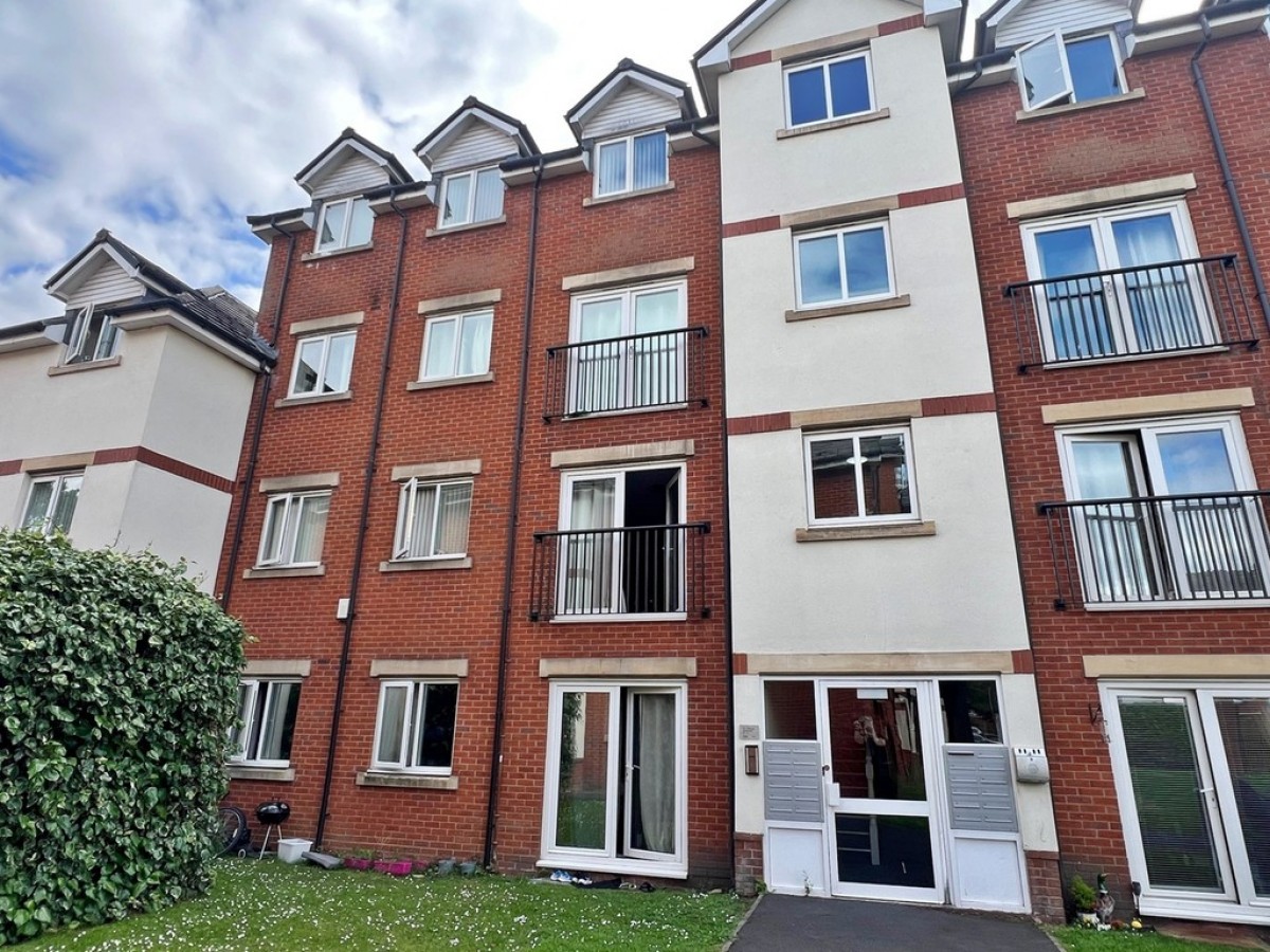 Gladstone Mews, Warrington