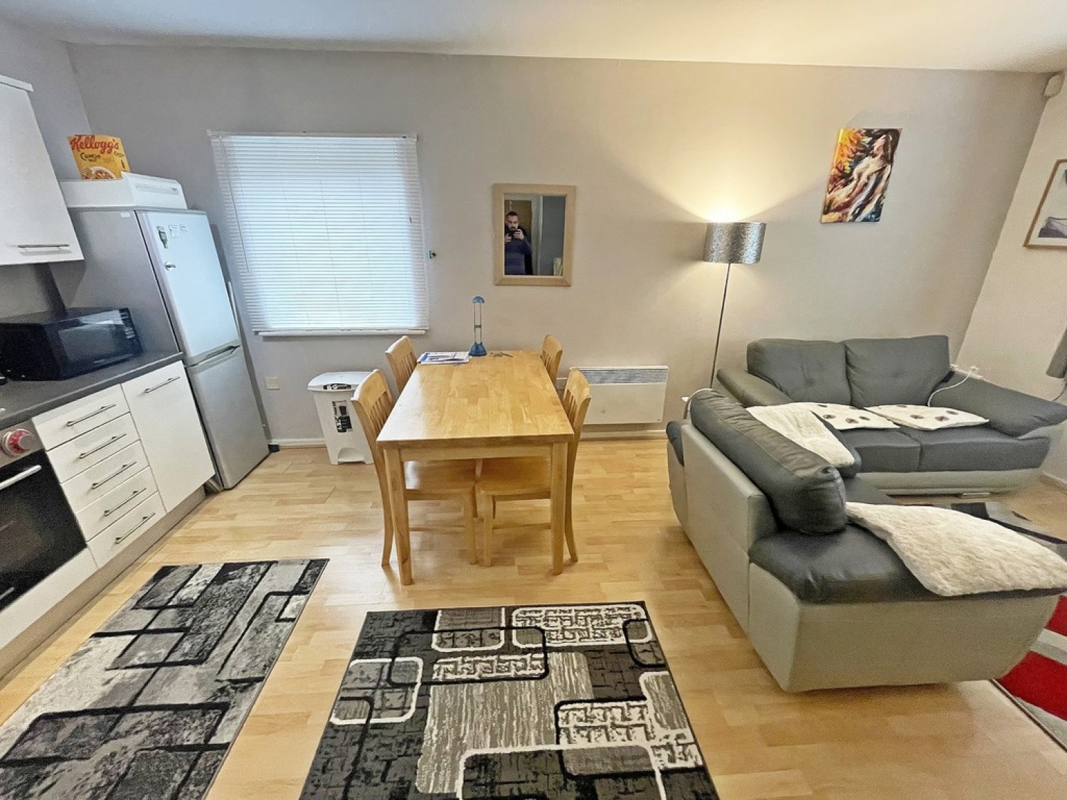 2 bedroom Flat in Dutton Court, Warrington