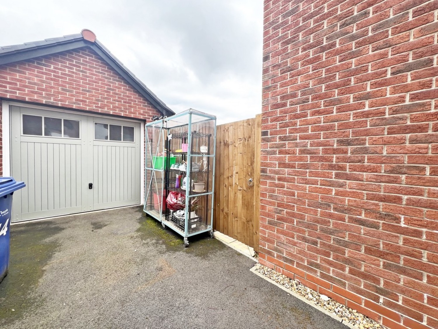 Watergrove Crescent, Warrington