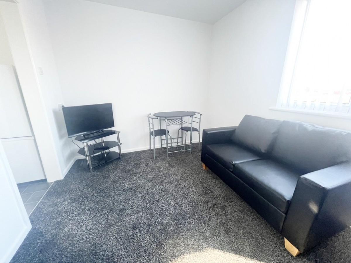 Ravenfield Drive, Hough Green, Widnes