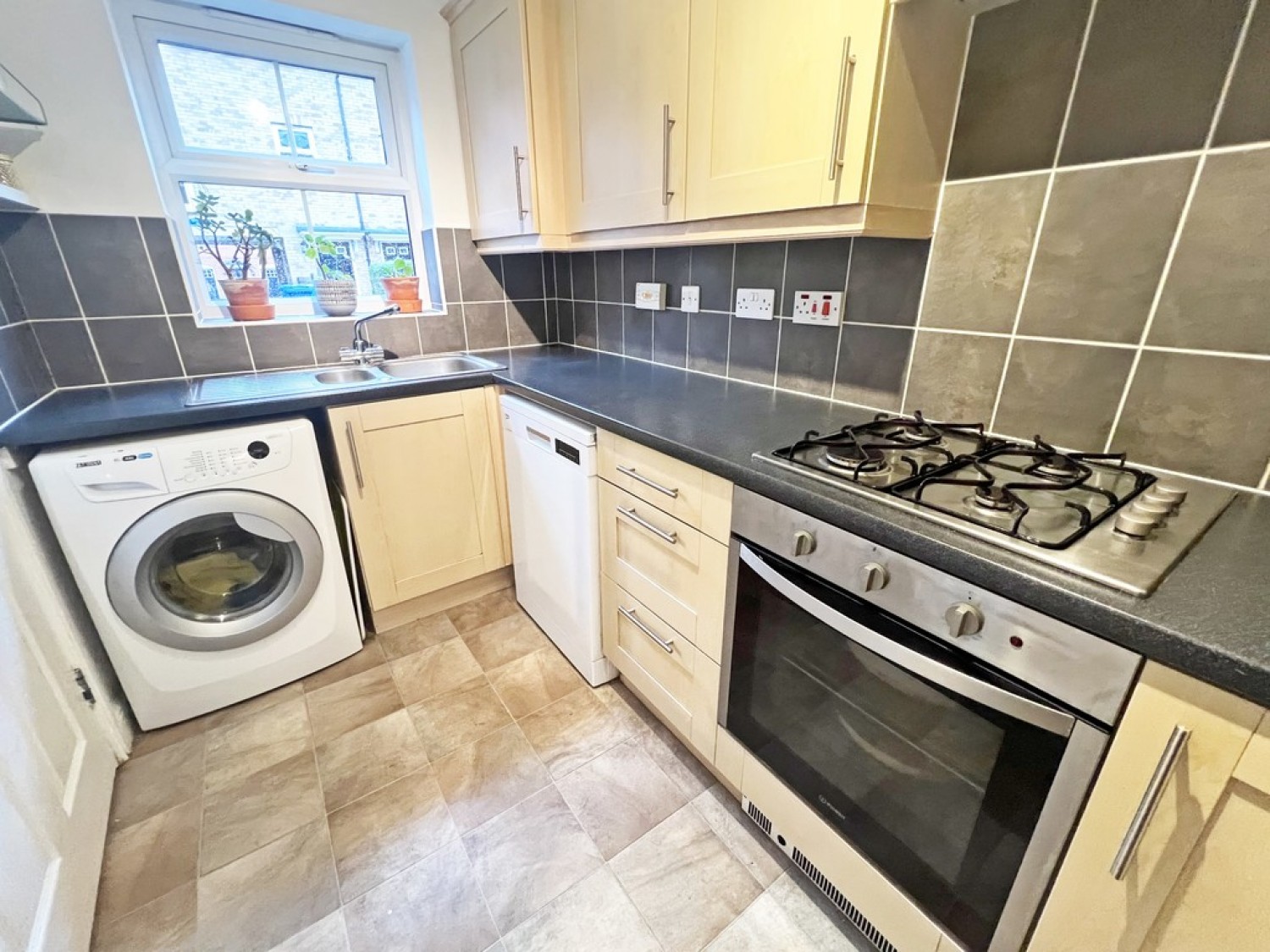 3 bedroom House in Lingwell Park, Widnes
