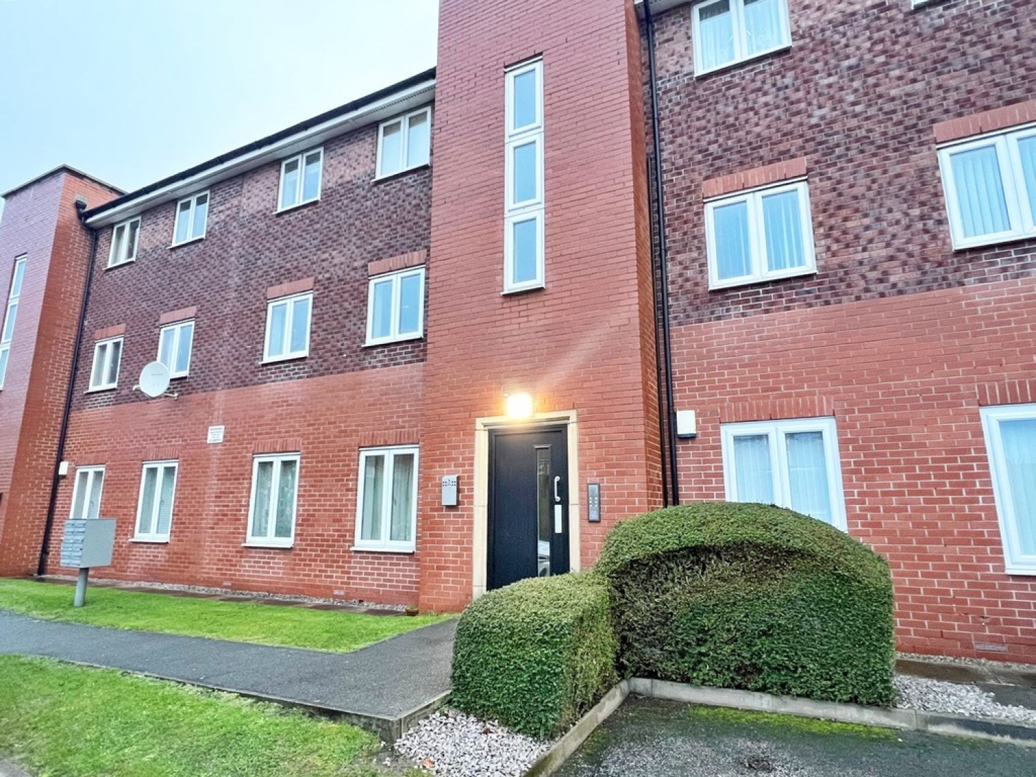 2 bedroom Flat for Sale Cherry Court, Warrington