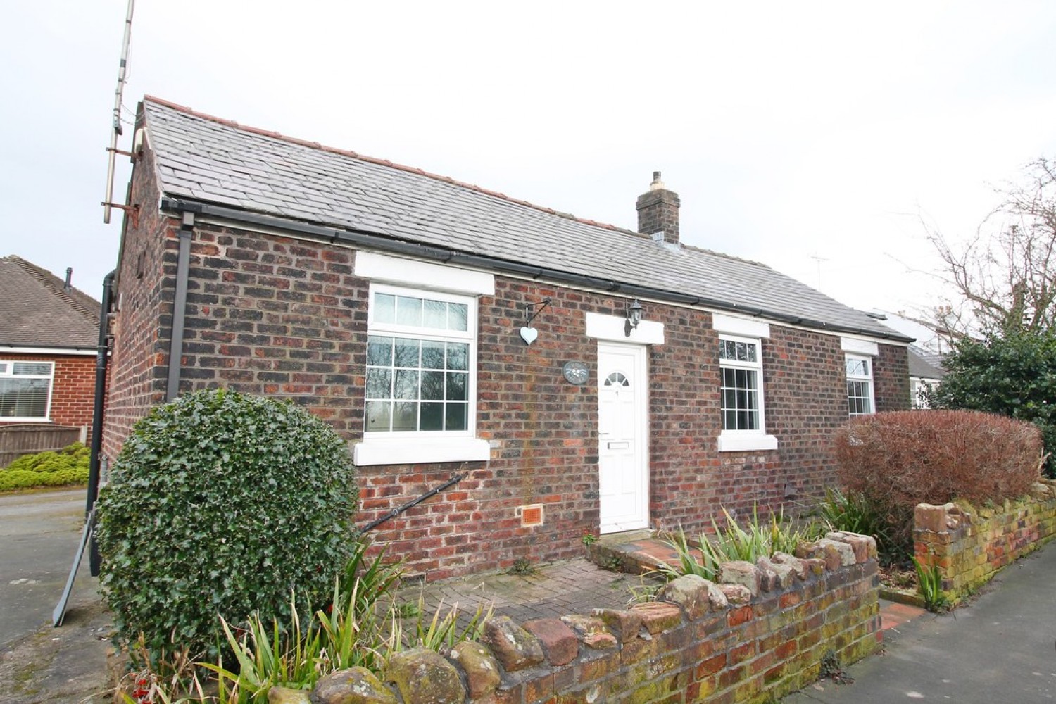 1 bedroom Land (Residential) in Cronton, Widnes