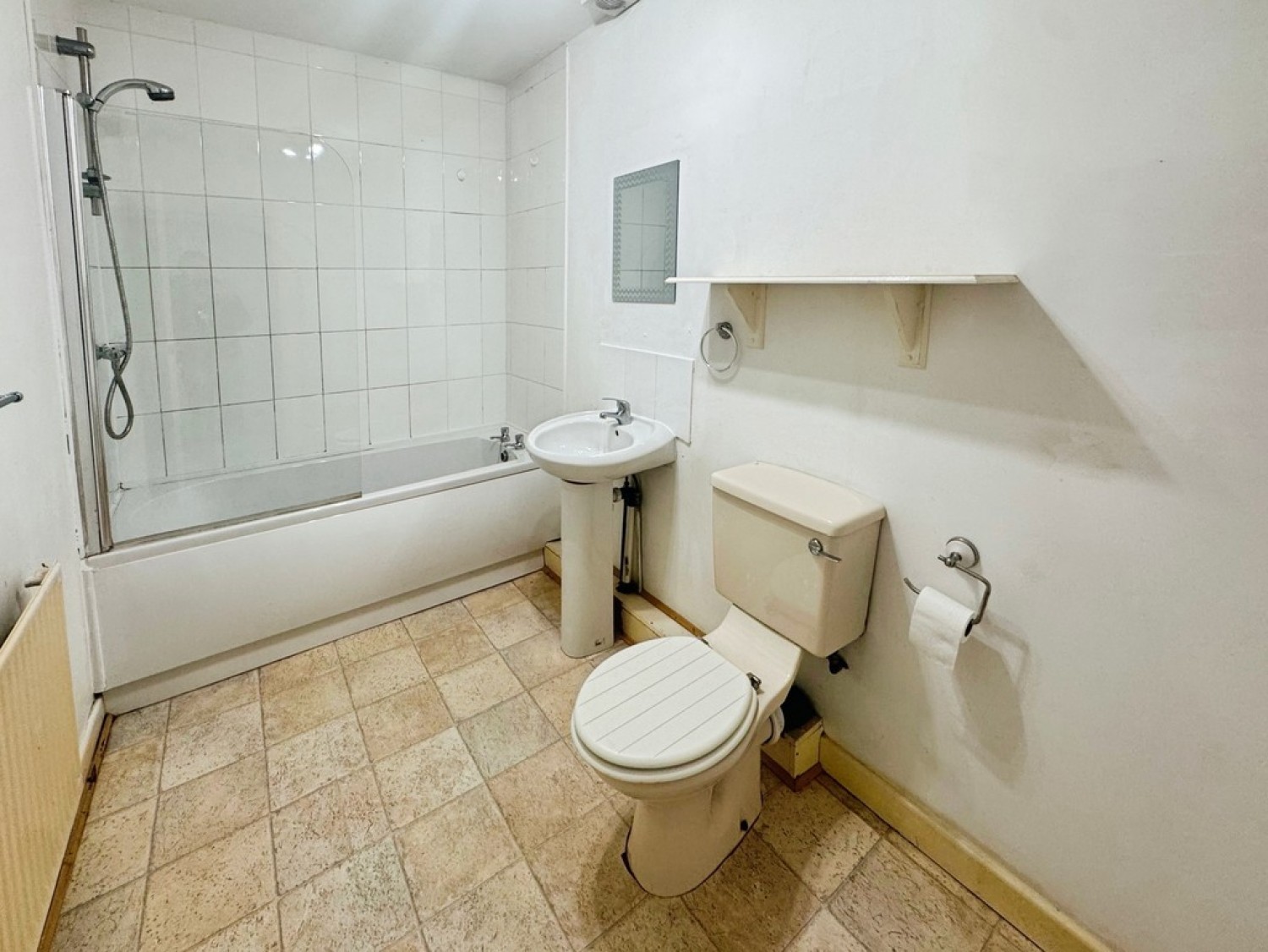 3 bedroom House in The Old Mill, Castleton