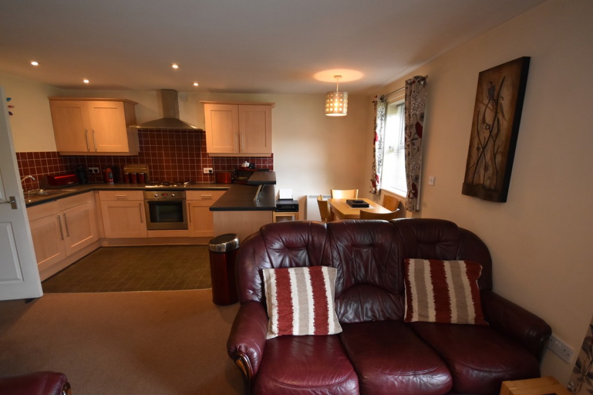 Dell Road, Shawclough, OL12 6AZ