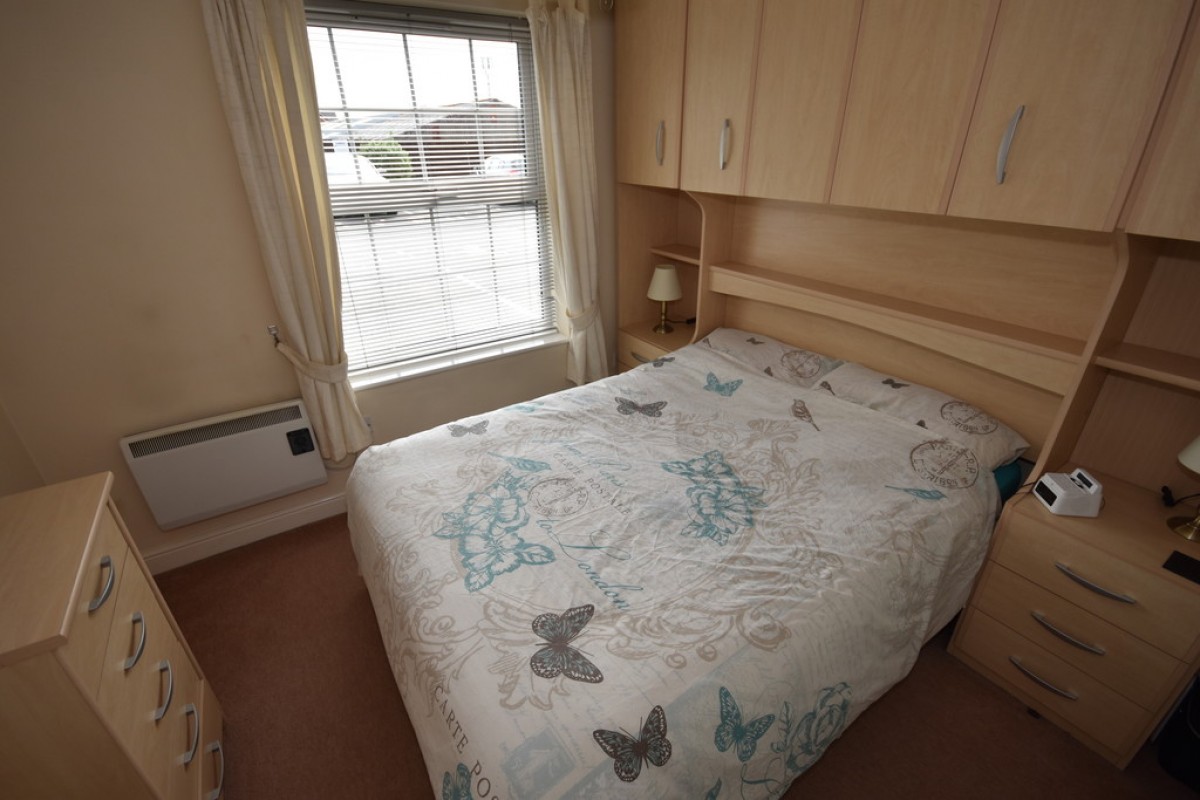 Dell Road, Shawclough, OL12 6AZ