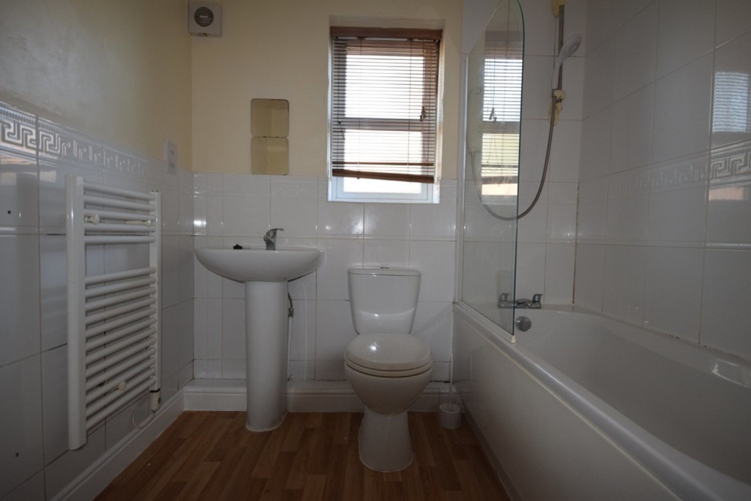 2 bedroom Flat for Letting Phoenix Street , Littleborough