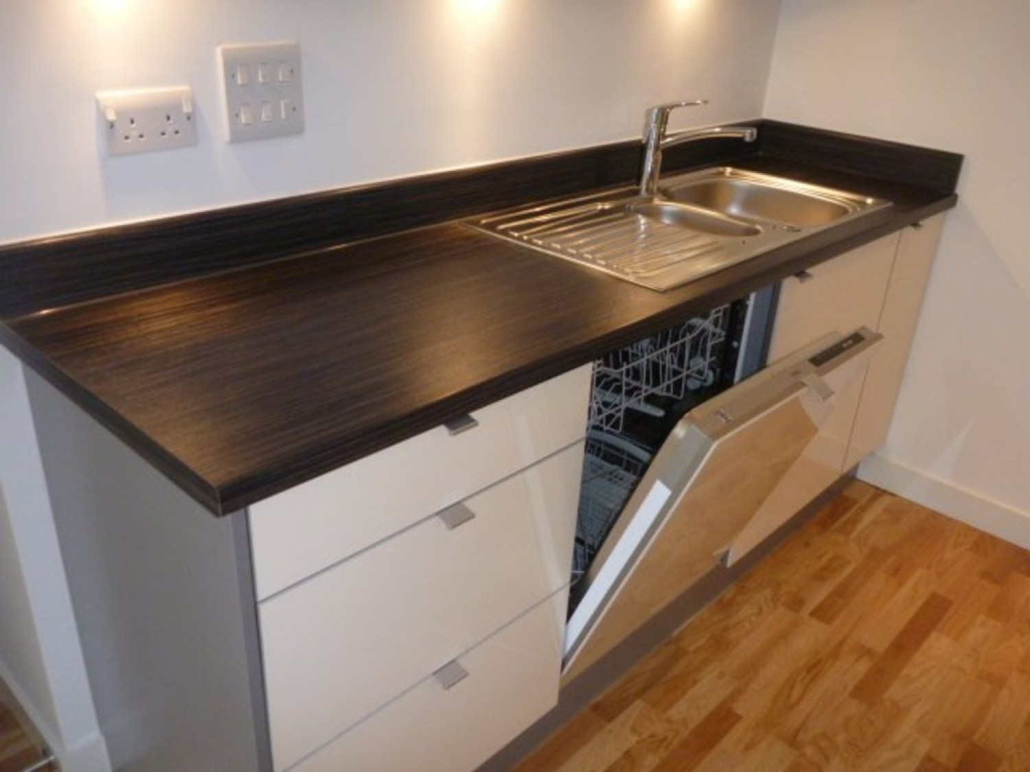 1 bedroom Flat for Letting The Rock, Bury