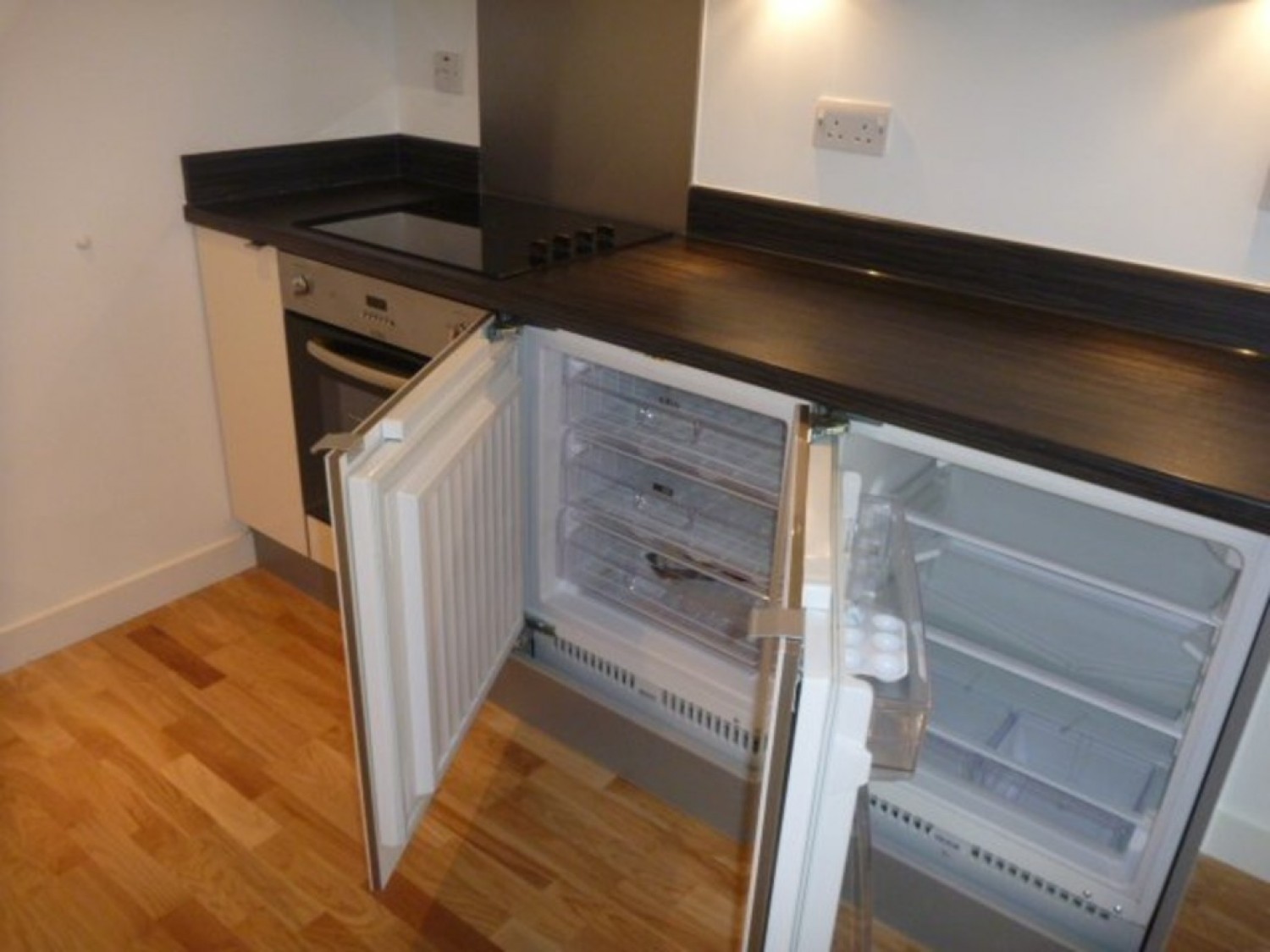 1 bedroom Flat for Letting The Rock, Bury