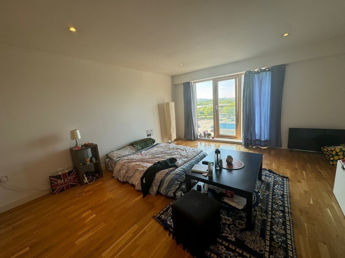 Mazarin House, The Rock