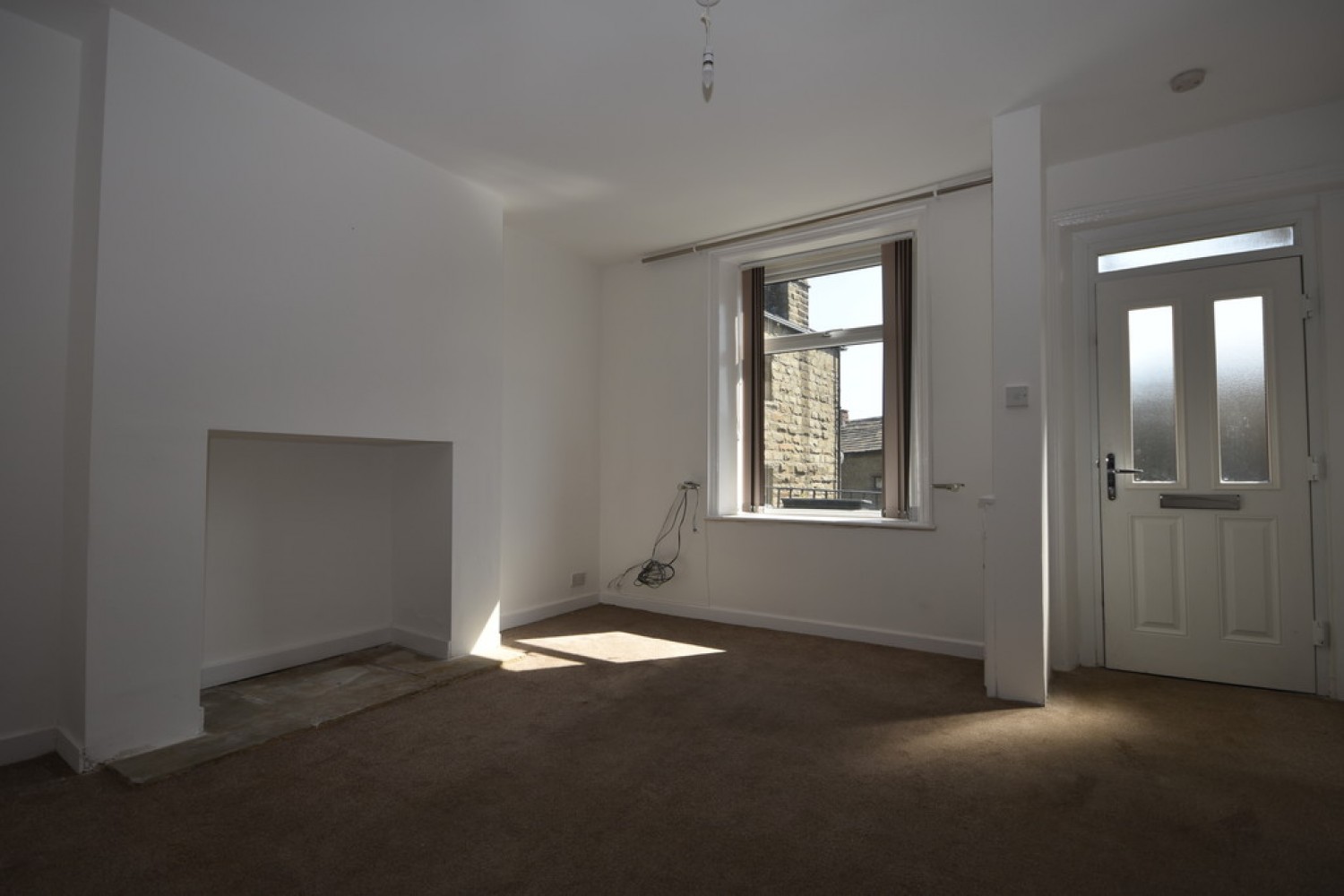 Tong End, Whitworth, OL12 8BJ