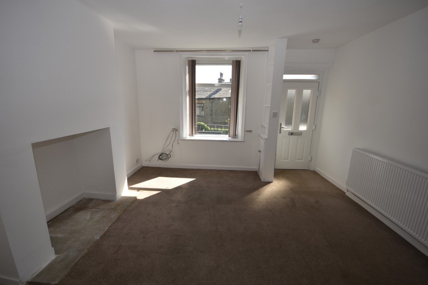 Tong End, Whitworth, OL12 8BJ