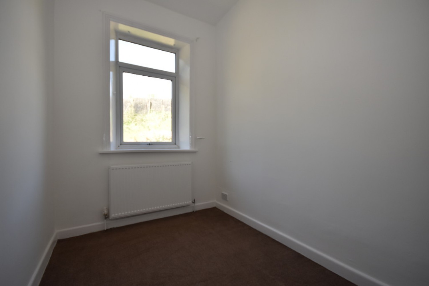 Tong End, Whitworth, OL12 8BJ